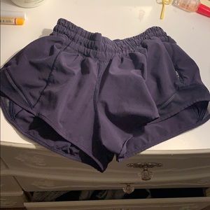 navy blue lululemon shorts